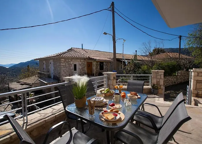 Margarita Villa *